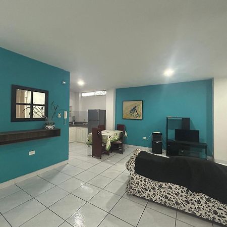 Departamentos De 2 Y 3 Habitaciones En El Centro De Manta Kültér fotó