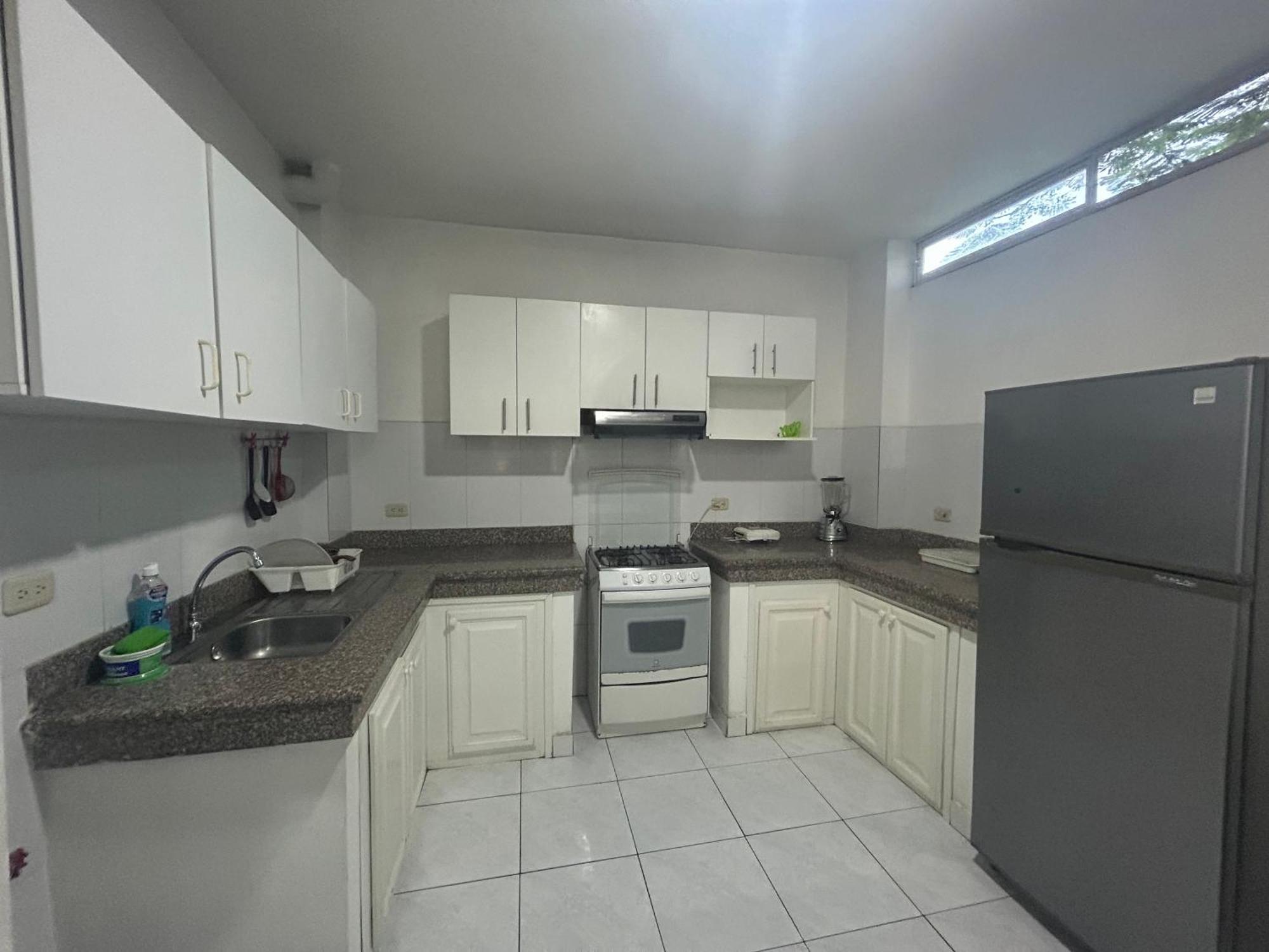 Departamentos De 2 Y 3 Habitaciones En El Centro De Manta Kültér fotó