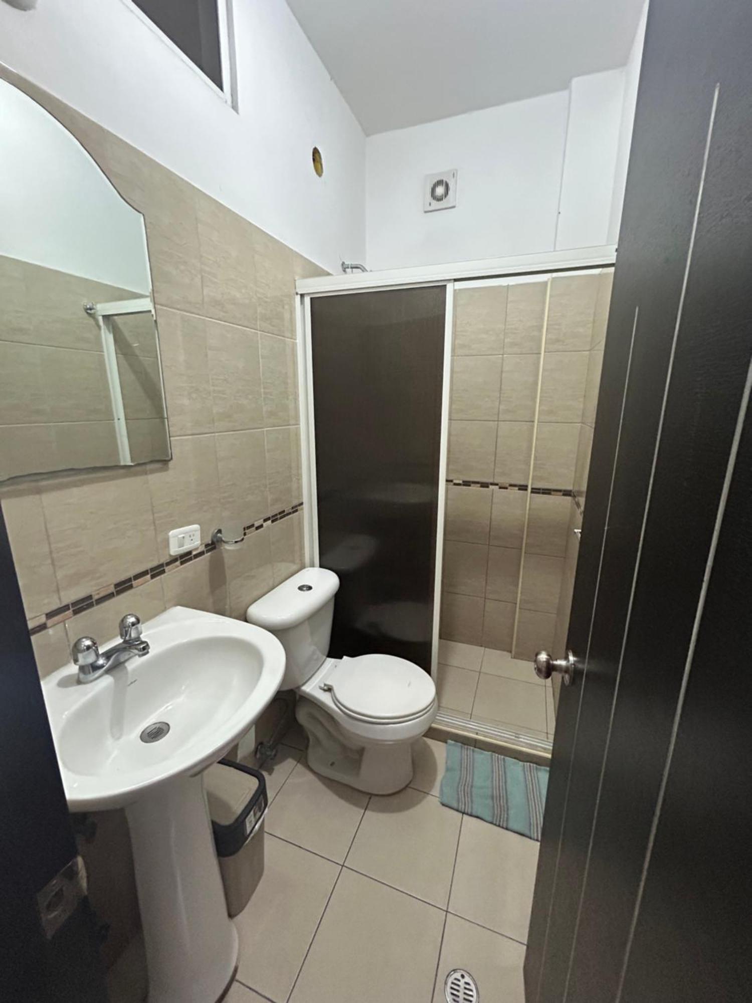 Departamentos De 2 Y 3 Habitaciones En El Centro De Manta Kültér fotó