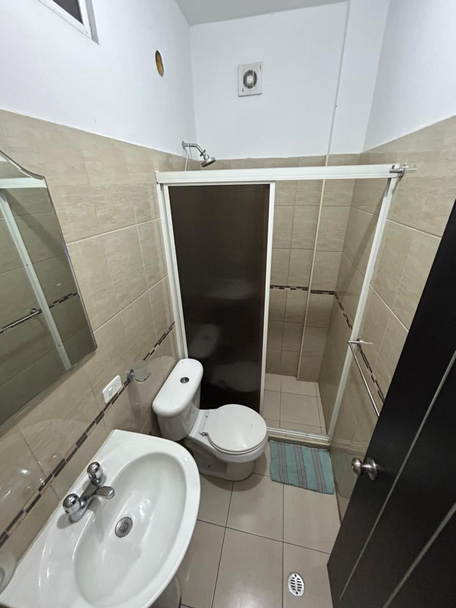 Departamentos De 2 Y 3 Habitaciones En El Centro De Manta Kültér fotó